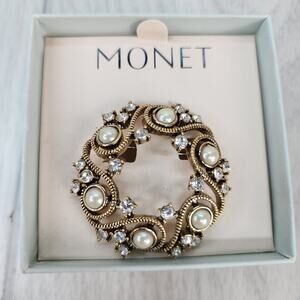 Vintage MONET Wreath Brooch 1.5" Faux Pearl Rhinestone Swirl Gold Tone Signed Bo